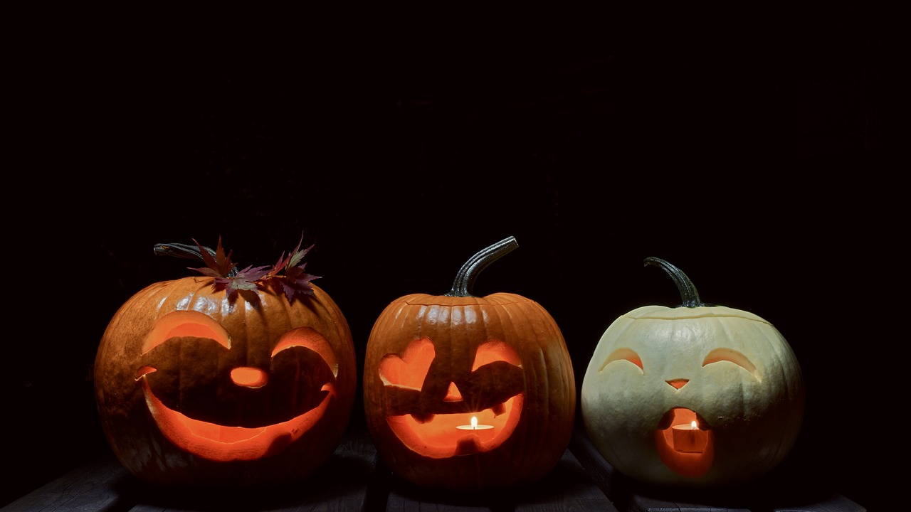 10 Fun Projects for Celebrating Halloween